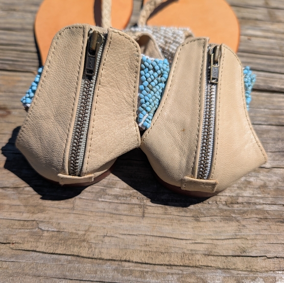 Cocobelle Blue And Silver Beaded Tan Sandals Size 8 - Picture 5 of 8